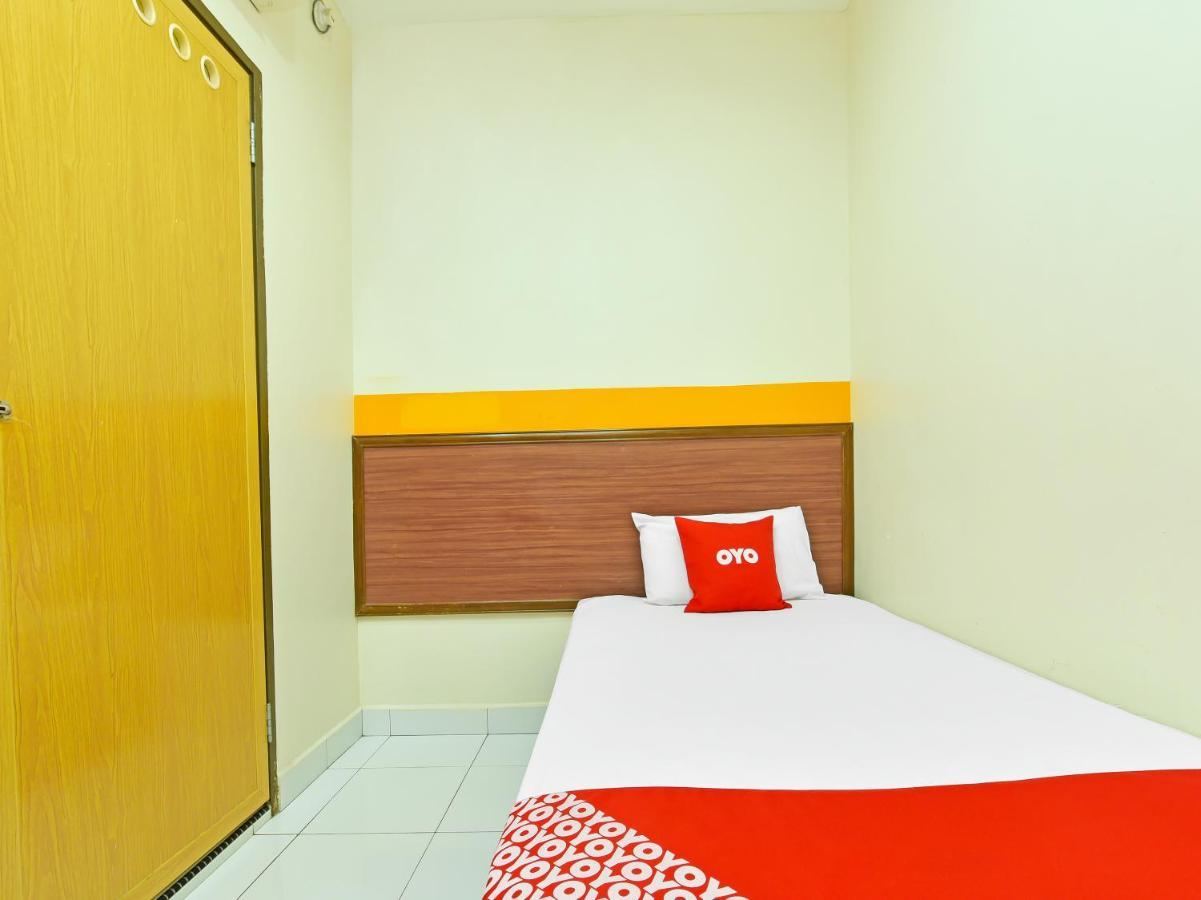 Oyo 575 Hotel Dns Ипох Экстерьер фото
