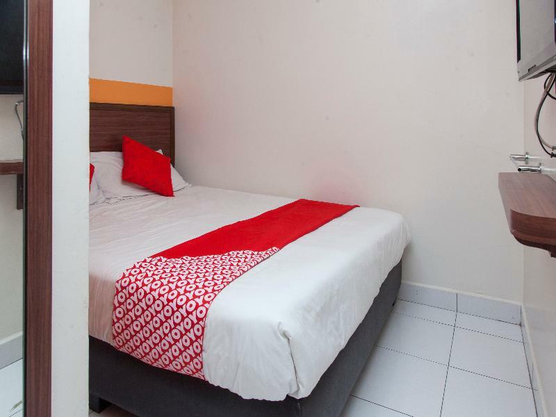 Oyo 575 Hotel Dns Ипох Экстерьер фото